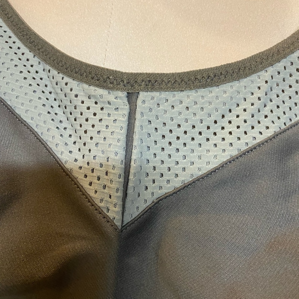 New Glamorise Women's High Impact Seamless Underwire Sports Bra - 9066 Size 46F - Picture 4 of 9